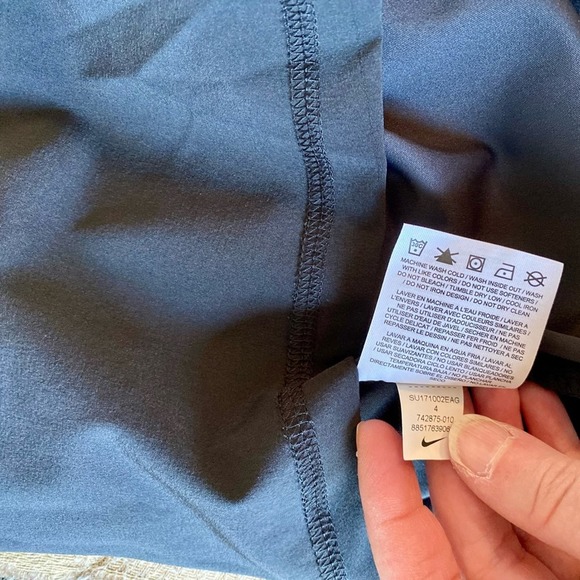 Nike Golf Women’s Black Golf Skort Skirt with Back Swoosh Size 4 Activewear - Picture 5 of 15